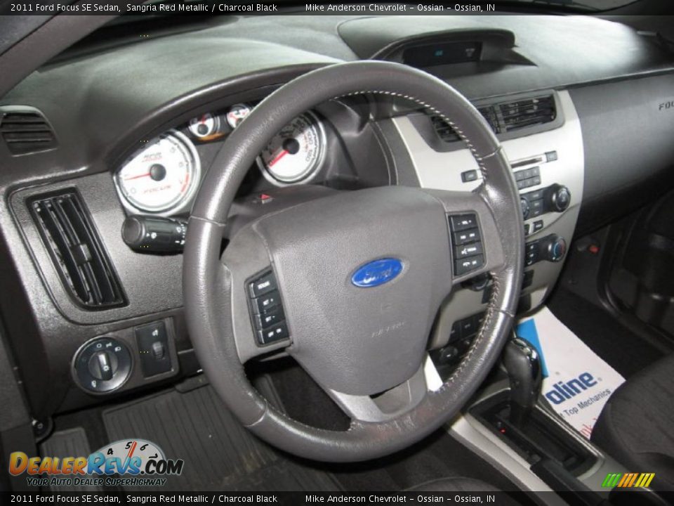 2011 Ford Focus SE Sedan Sangria Red Metallic / Charcoal Black Photo #6