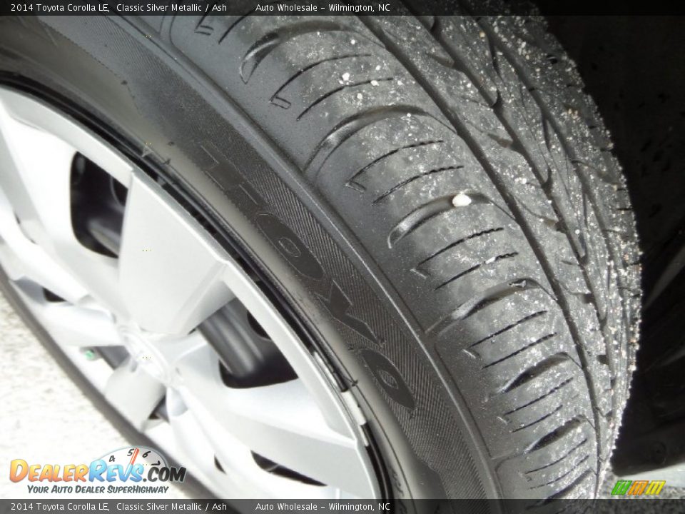 2014 Toyota Corolla LE Classic Silver Metallic / Ash Photo #9