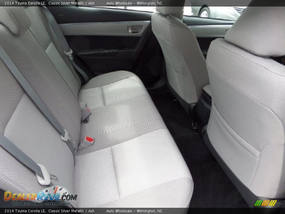2014 Toyota Corolla LE Classic Silver Metallic / Ash Photo #14