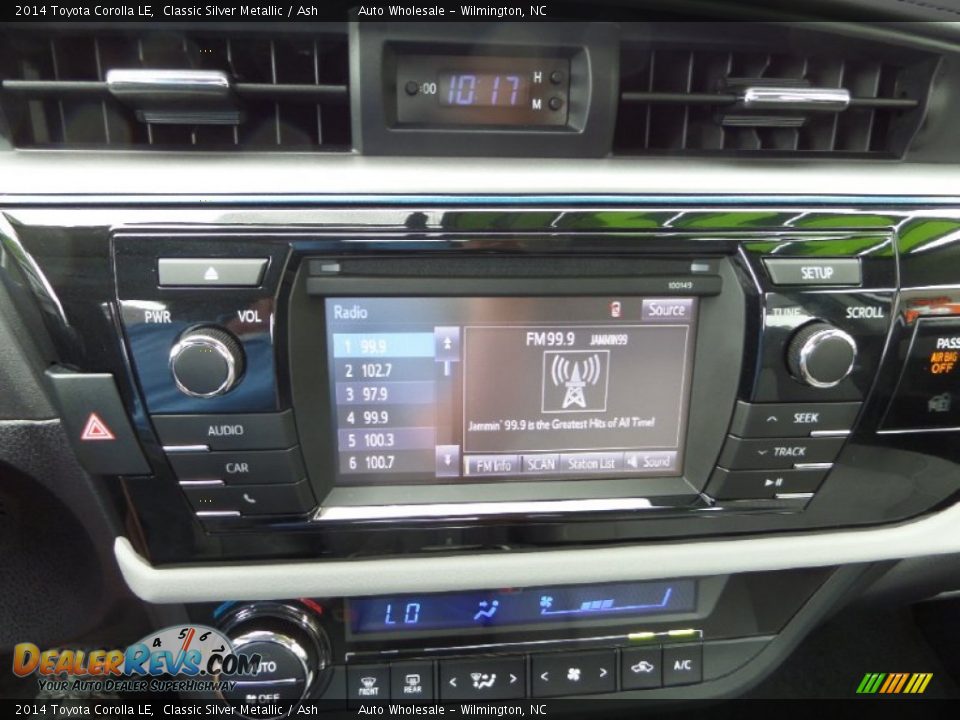 2014 Toyota Corolla LE Classic Silver Metallic / Ash Photo #17