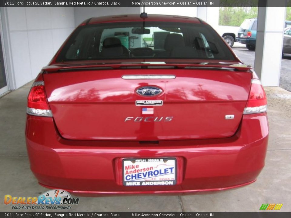 2011 Ford Focus SE Sedan Sangria Red Metallic / Charcoal Black Photo #16