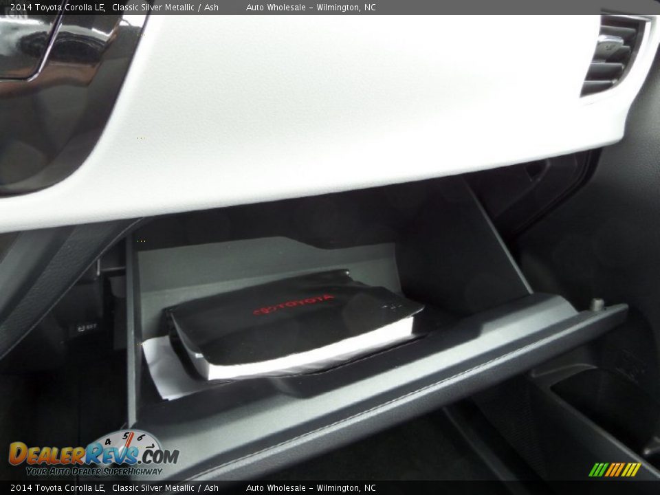 2014 Toyota Corolla LE Classic Silver Metallic / Ash Photo #20