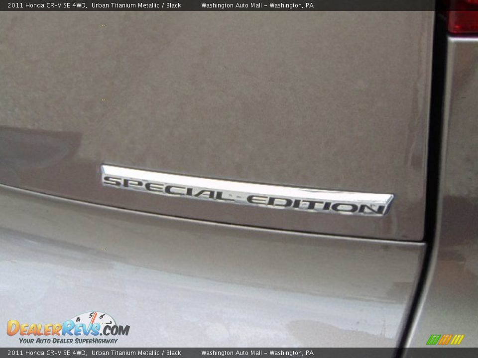 2011 Honda CR-V SE 4WD Urban Titanium Metallic / Black Photo #9