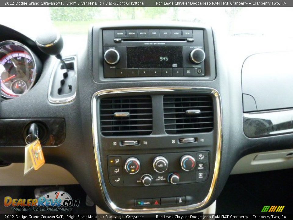 2012 Dodge Grand Caravan SXT Bright Silver Metallic / Black/Light Graystone Photo #17