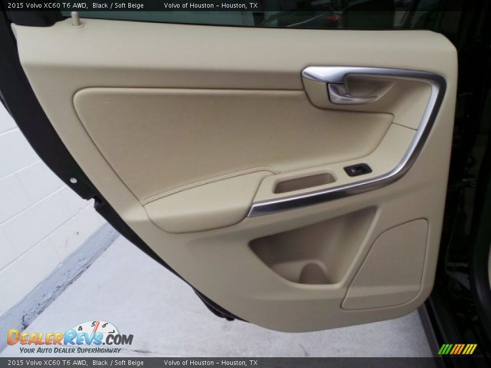 2015 Volvo XC60 T6 AWD Black / Soft Beige Photo #20