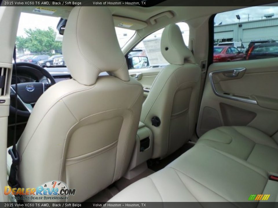 2015 Volvo XC60 T6 AWD Black / Soft Beige Photo #21