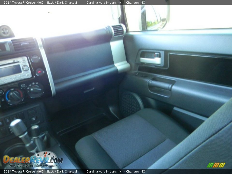 2014 Toyota FJ Cruiser 4WD Black / Dark Charcoal Photo #17