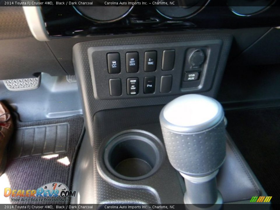 2014 Toyota FJ Cruiser 4WD Black / Dark Charcoal Photo #32