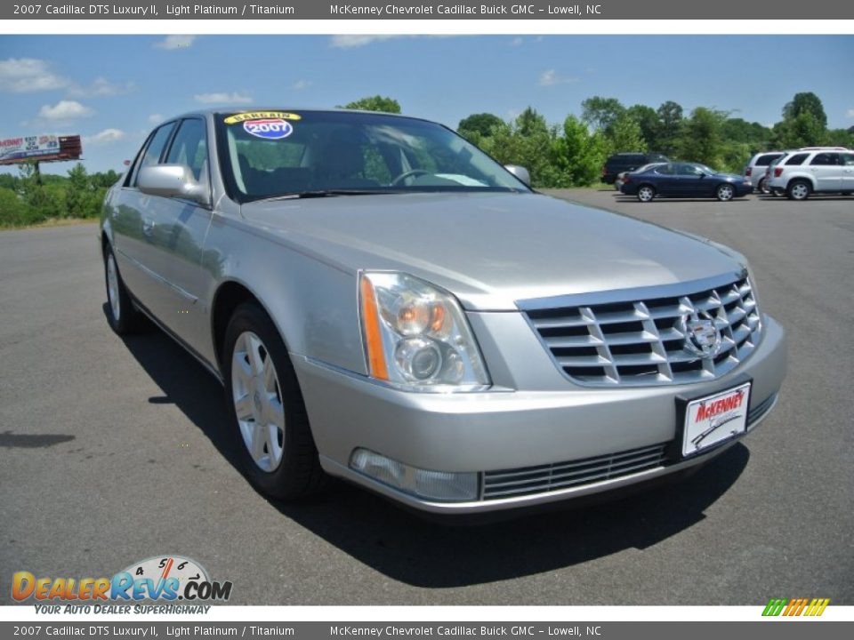 2007 Cadillac DTS Luxury II Light Platinum / Titanium Photo #1