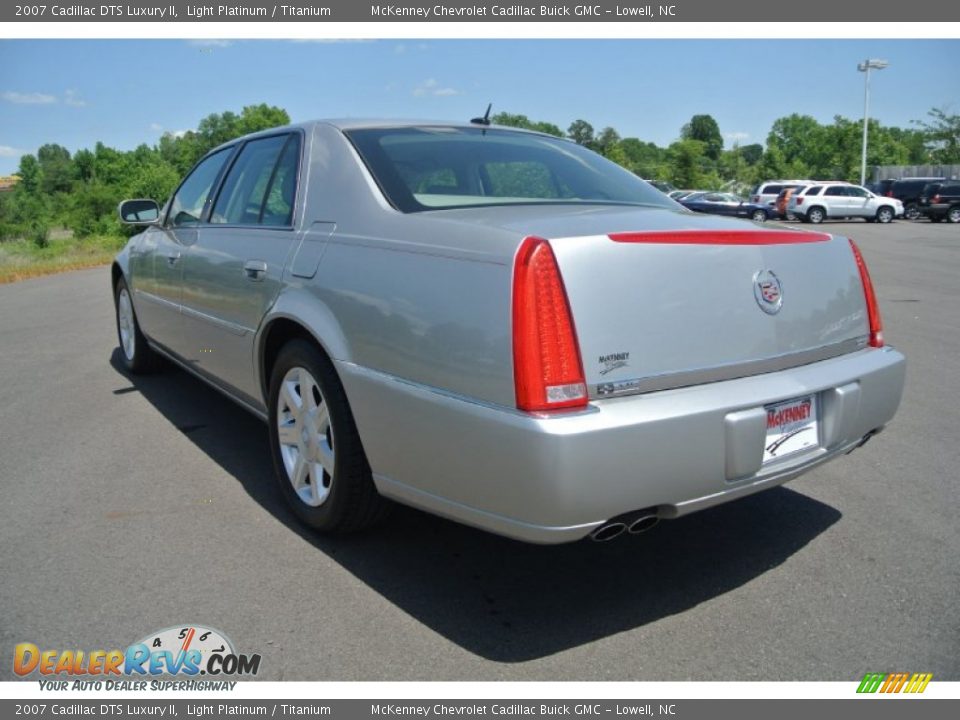 2007 Cadillac DTS Luxury II Light Platinum / Titanium Photo #4