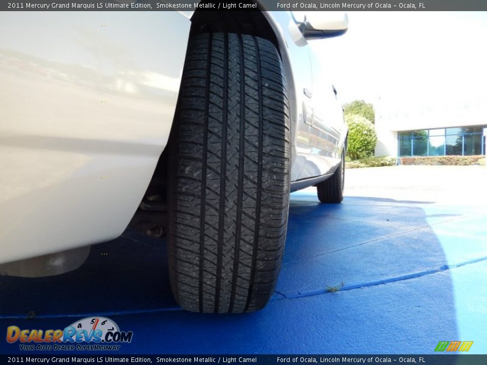 2011 Mercury Grand Marquis LS Ultimate Edition Smokestone Metallic / Light Camel Photo #12