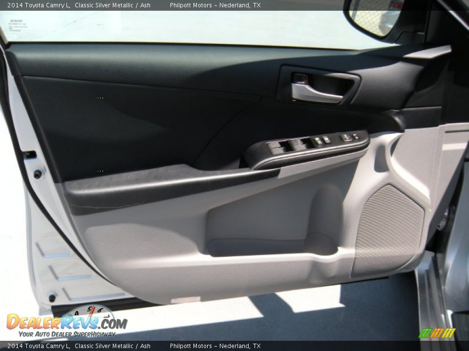 2014 Toyota Camry L Classic Silver Metallic / Ash Photo #21
