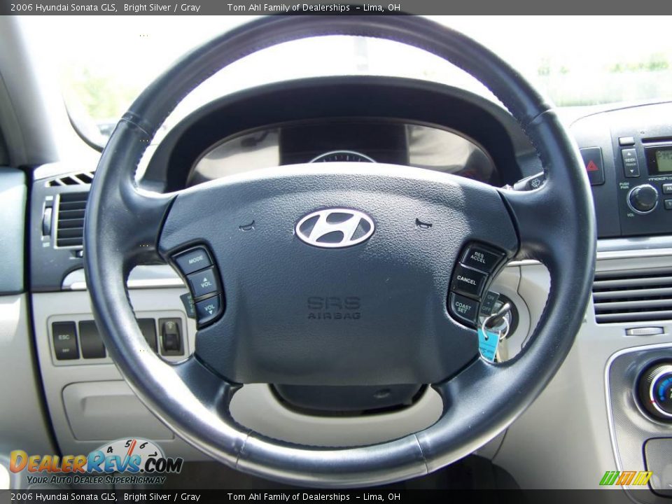 2006 Hyundai Sonata GLS Bright Silver / Gray Photo #17