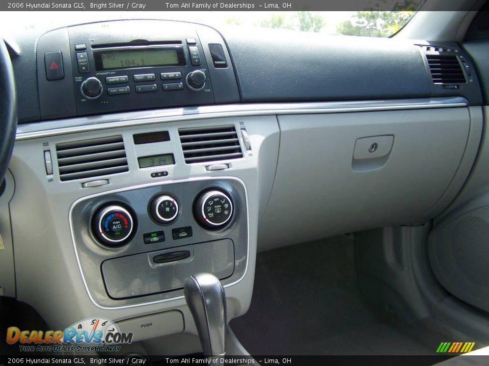 2006 Hyundai Sonata GLS Bright Silver / Gray Photo #18