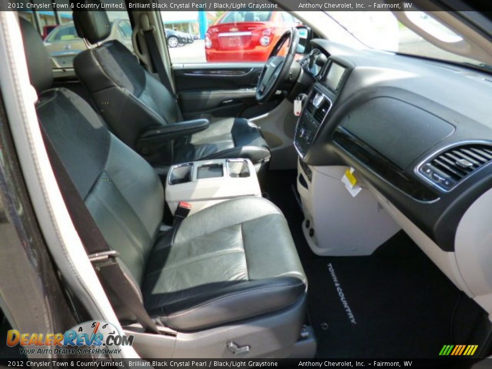 2012 Chrysler Town & Country Limited Brilliant Black Crystal Pearl / Black/Light Graystone Photo #8