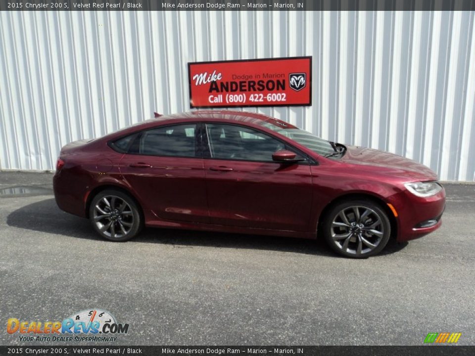 2015 Chrysler 200 S Velvet Red Pearl / Black Photo #2