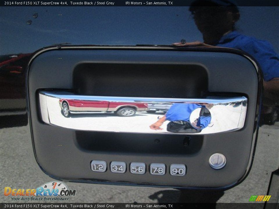 2014 Ford F150 XLT SuperCrew 4x4 Tuxedo Black / Steel Grey Photo #10