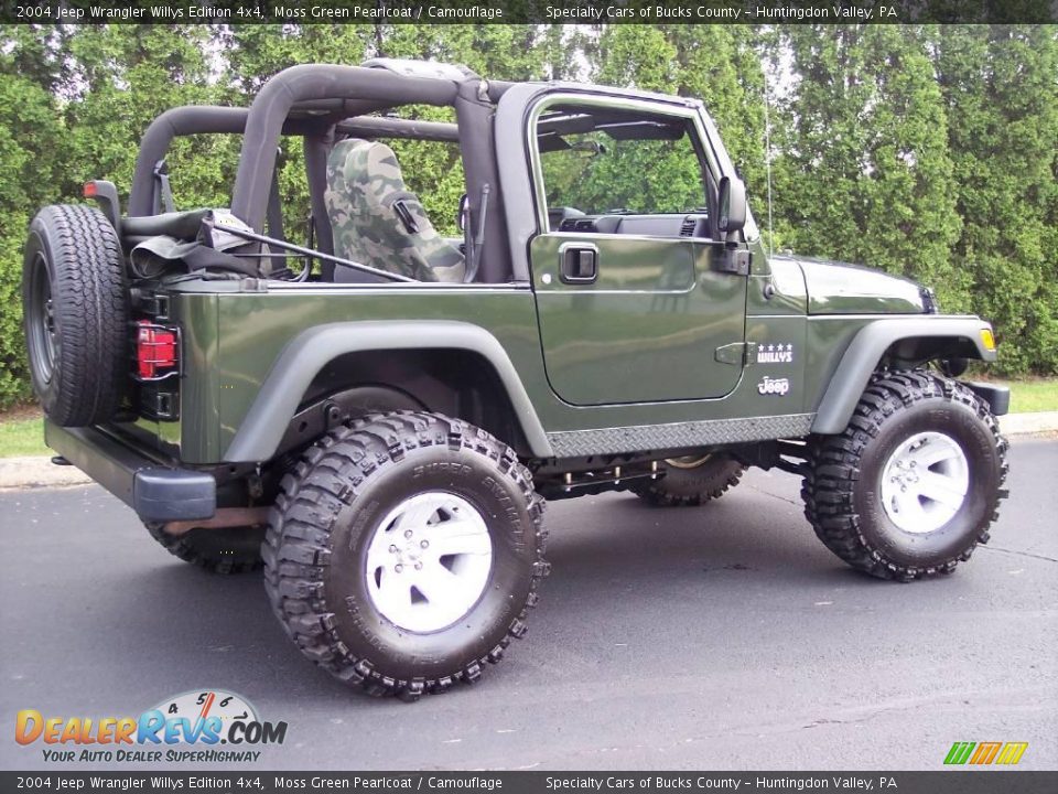 2004 Jeep Wrangler Willys Edition 4x4 Moss Green Pearlcoat / Camouflage Photo #24