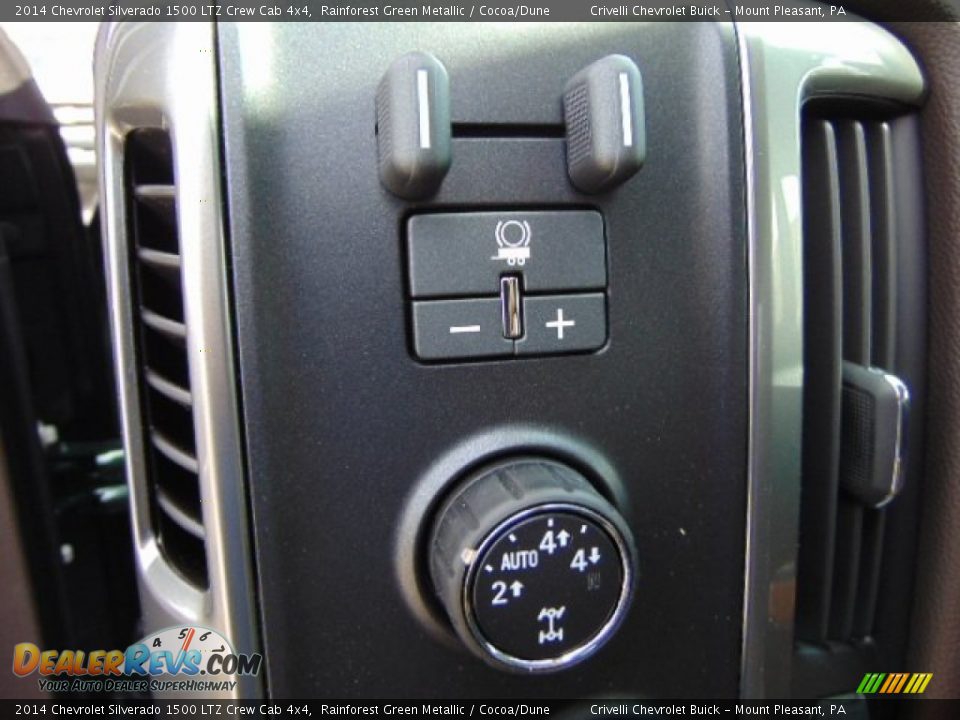 Controls of 2014 Chevrolet Silverado 1500 LTZ Crew Cab 4x4 Photo #12