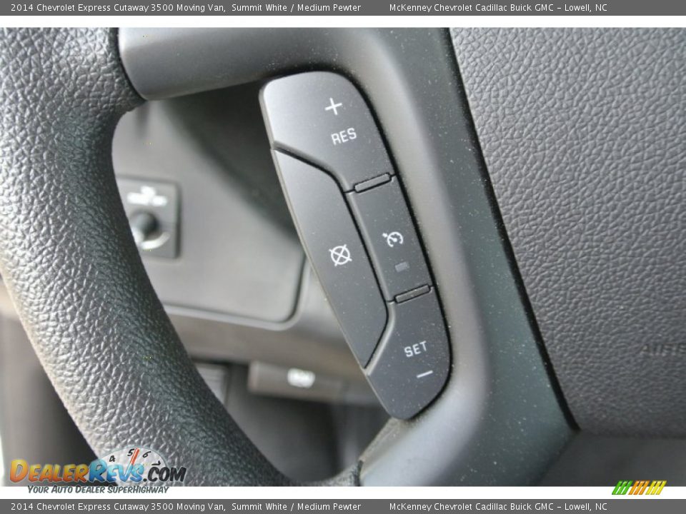 2014 Chevrolet Express Cutaway 3500 Moving Van Summit White / Medium Pewter Photo #13