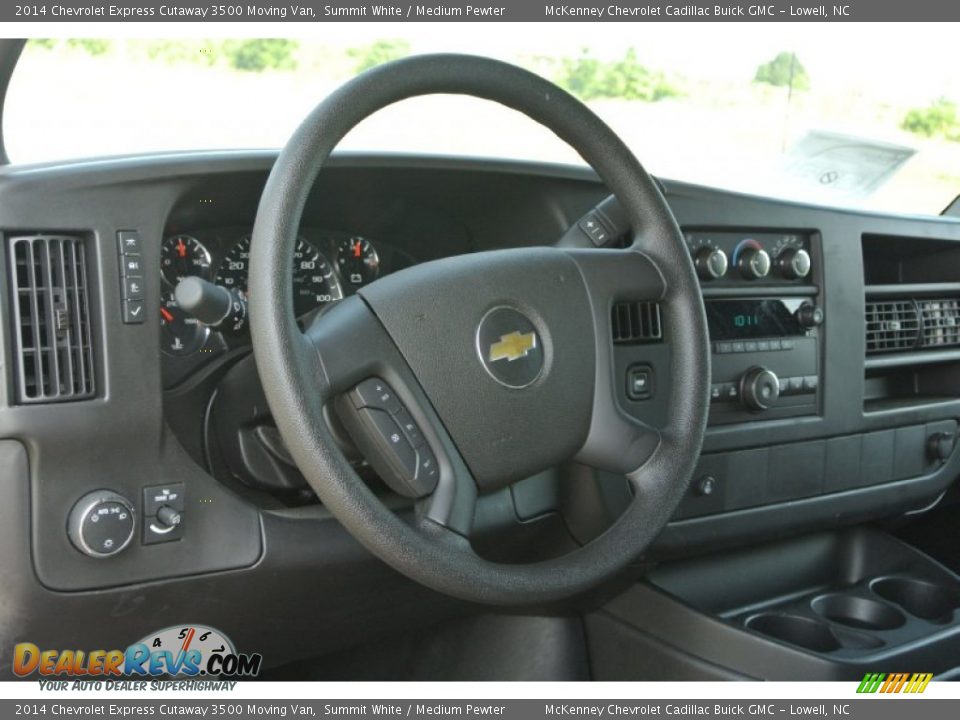 2014 Chevrolet Express Cutaway 3500 Moving Van Summit White / Medium Pewter Photo #22