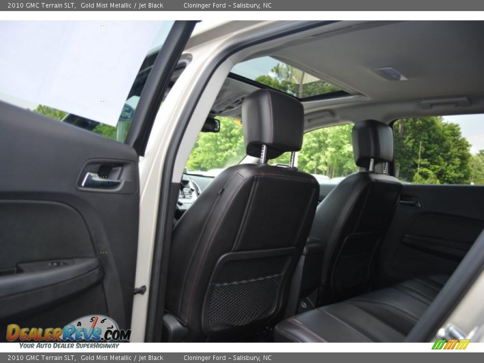 2010 GMC Terrain SLT Gold Mist Metallic / Jet Black Photo #11