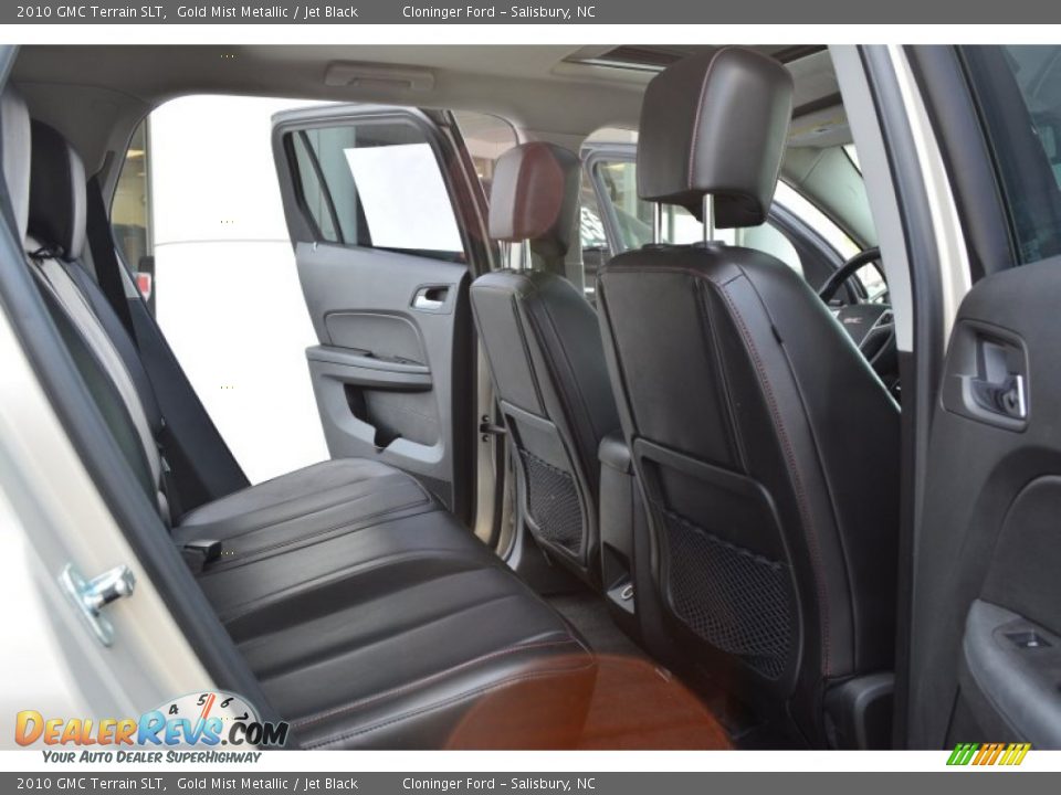 2010 GMC Terrain SLT Gold Mist Metallic / Jet Black Photo #14