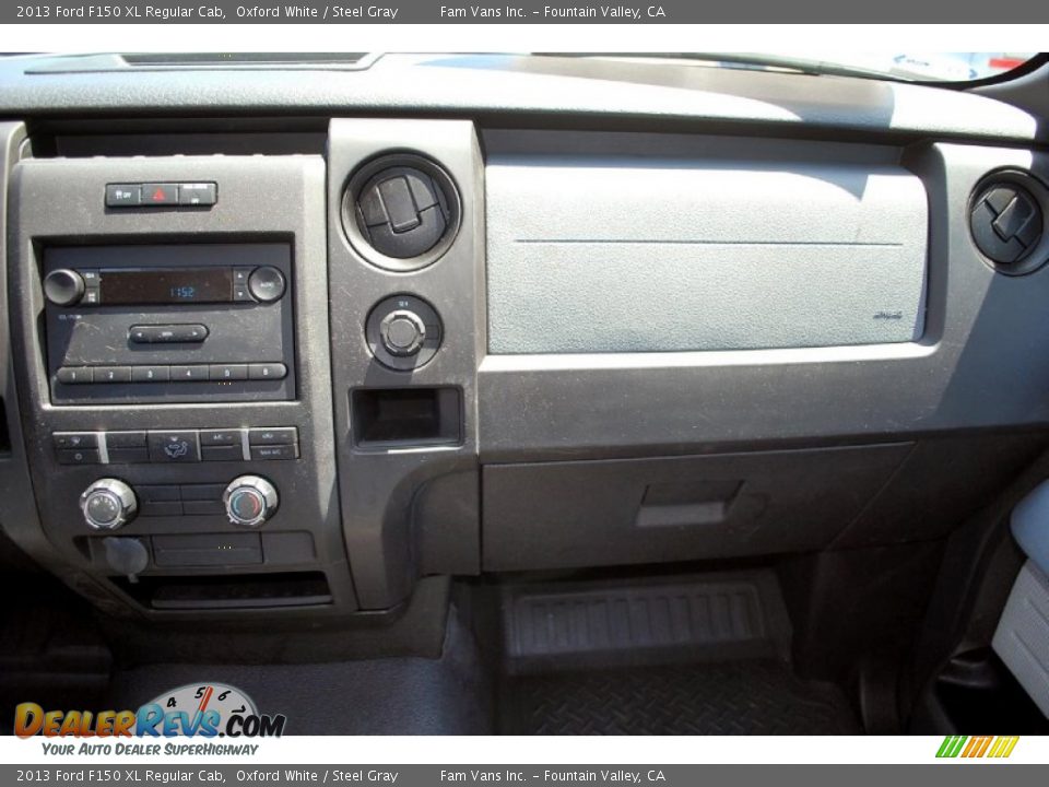 2013 Ford F150 XL Regular Cab Oxford White / Steel Gray Photo #18