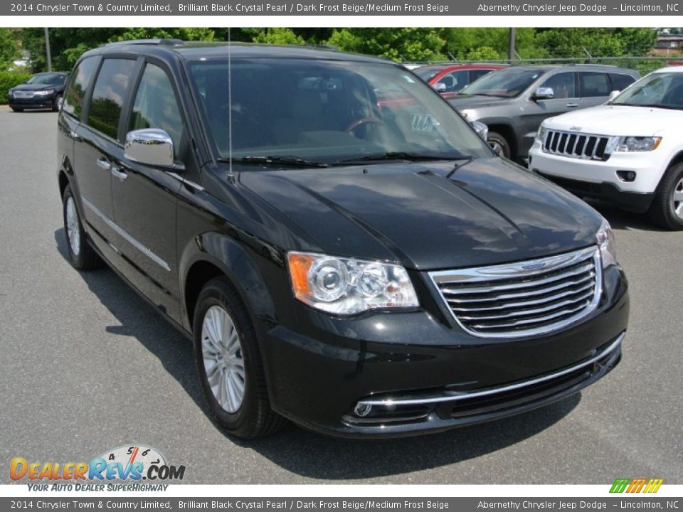 2014 Chrysler Town & Country Limited Brilliant Black Crystal Pearl / Dark Frost Beige/Medium Frost Beige Photo #2