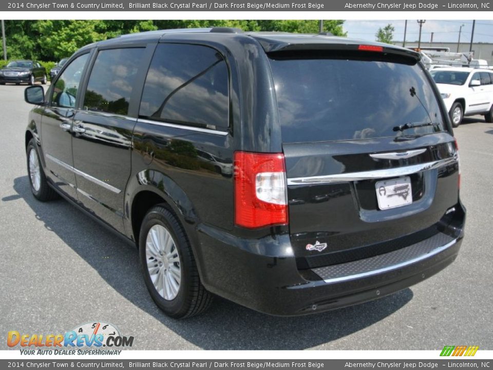 2014 Chrysler Town & Country Limited Brilliant Black Crystal Pearl / Dark Frost Beige/Medium Frost Beige Photo #4