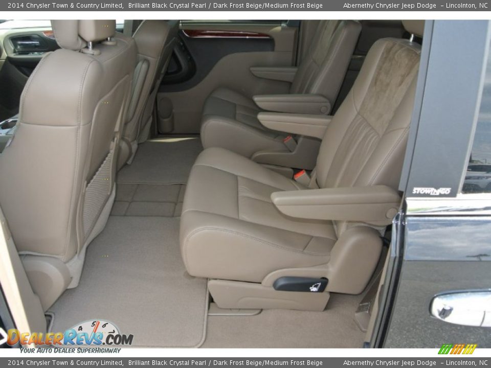 2014 Chrysler Town & Country Limited Brilliant Black Crystal Pearl / Dark Frost Beige/Medium Frost Beige Photo #17