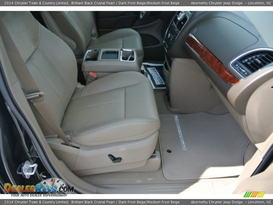 2014 Chrysler Town & Country Limited Brilliant Black Crystal Pearl / Dark Frost Beige/Medium Frost Beige Photo #21