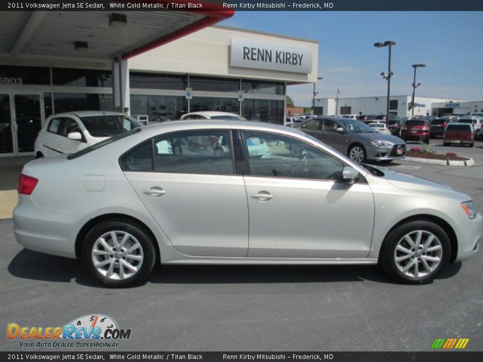 2011 Volkswagen Jetta SE Sedan White Gold Metallic / Titan Black Photo #7