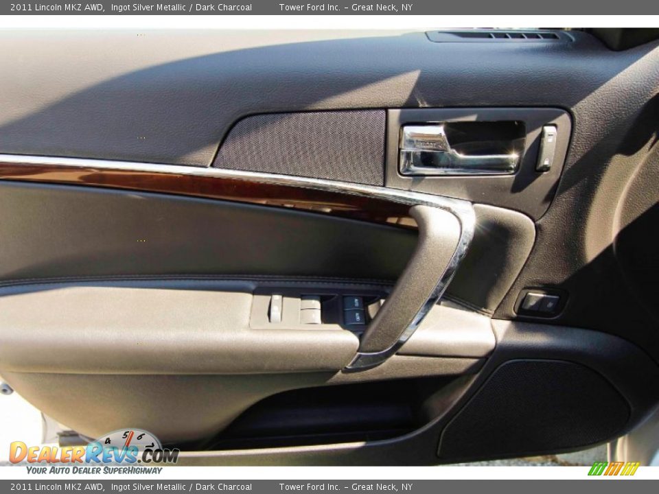 2011 Lincoln MKZ AWD Ingot Silver Metallic / Dark Charcoal Photo #13