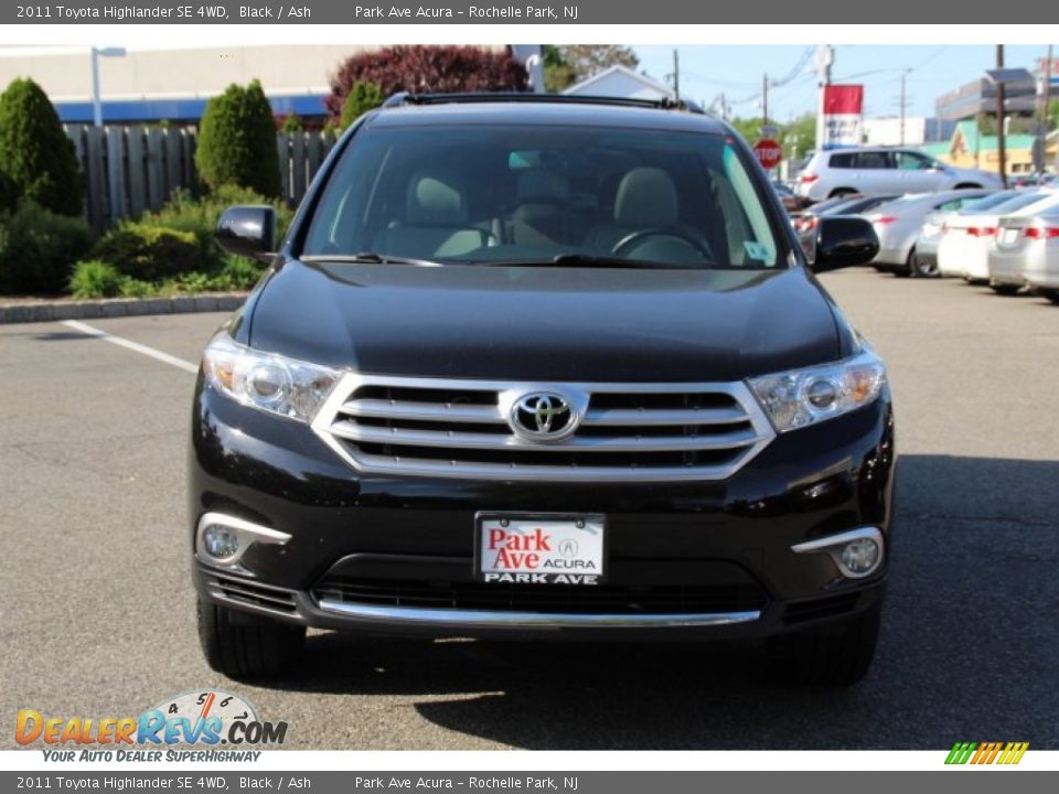 2011 Toyota Highlander SE 4WD Black / Ash Photo #8