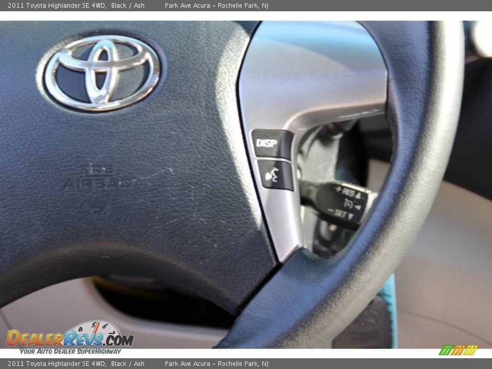 2011 Toyota Highlander SE 4WD Black / Ash Photo #18