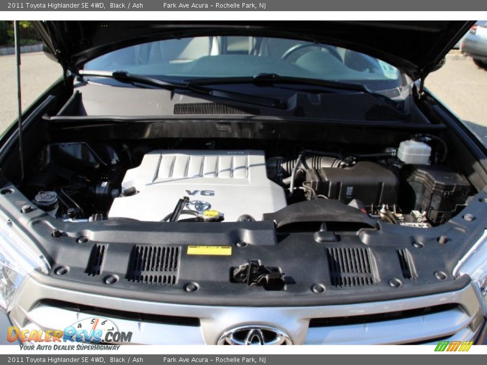 2011 Toyota Highlander SE 4WD Black / Ash Photo #30