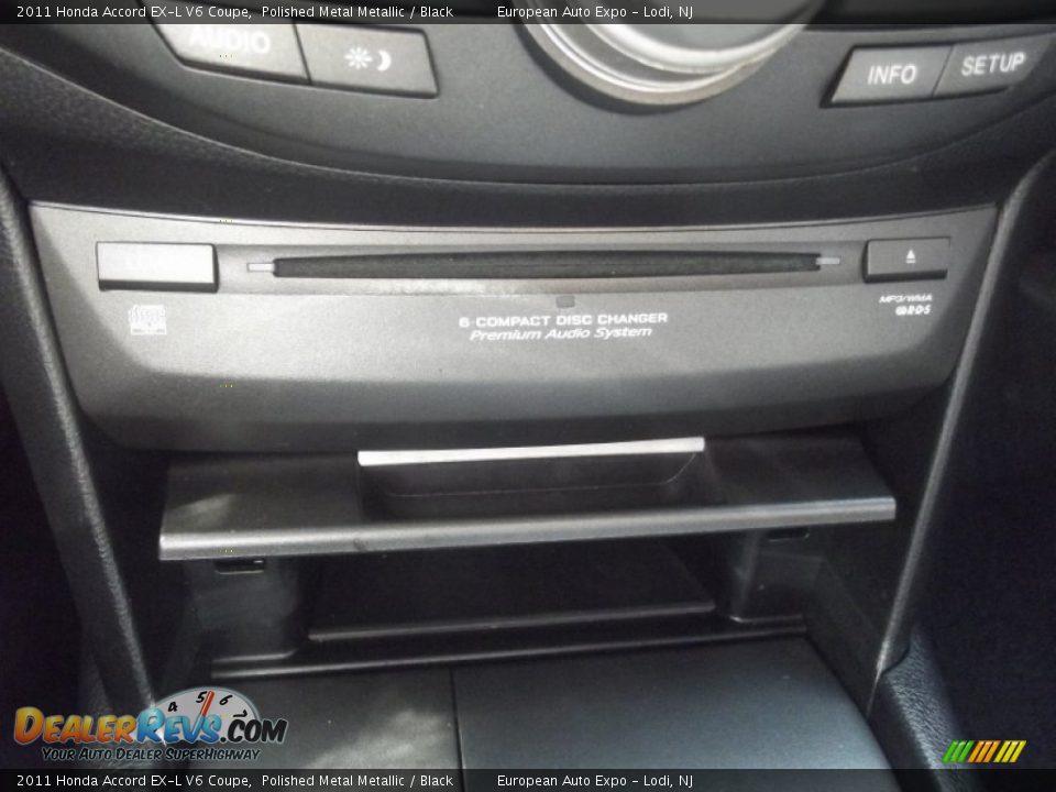 2011 Honda Accord EX-L V6 Coupe Polished Metal Metallic / Black Photo #29