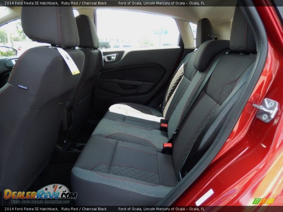 2014 Ford Fiesta SE Hatchback Ruby Red / Charcoal Black Photo #7