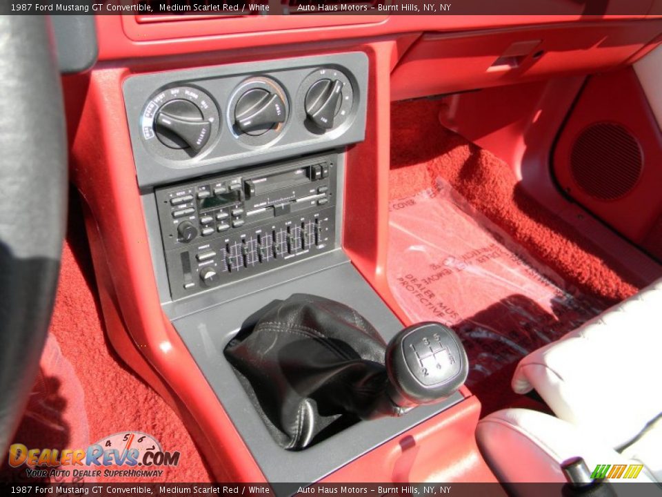 1987 Ford Mustang GT Convertible Shifter Photo #19