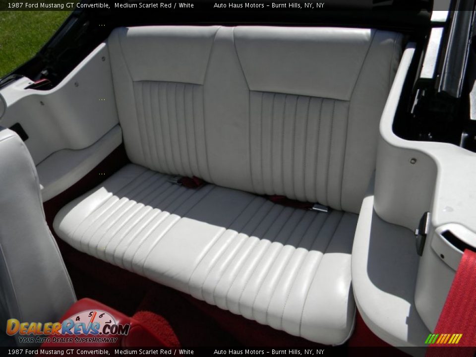 Rear Seat of 1987 Ford Mustang GT Convertible Photo #24