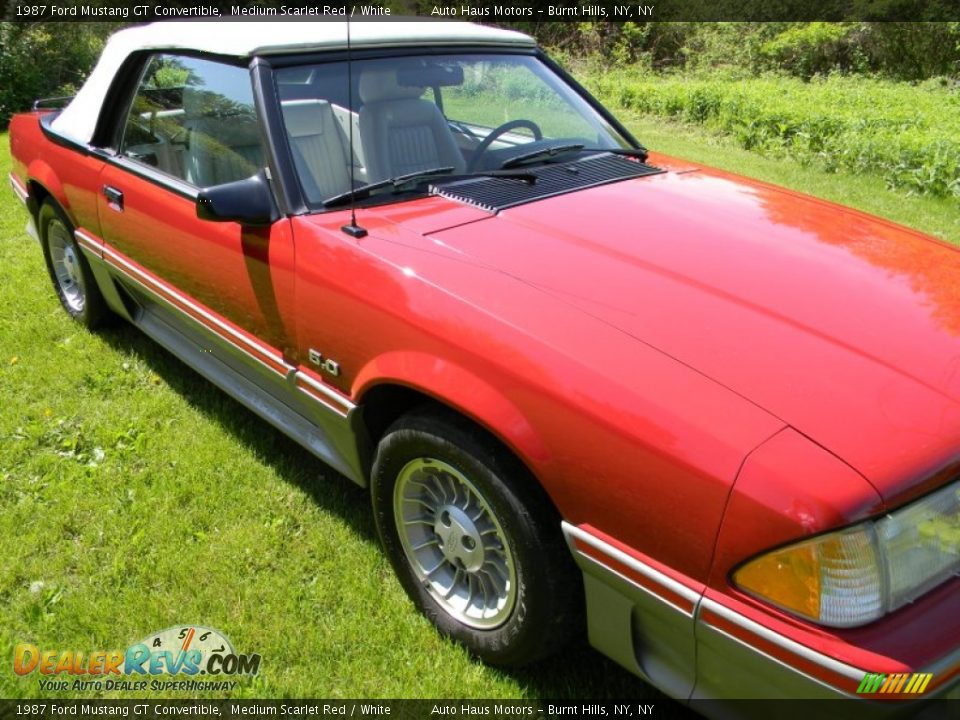 1987 Ford Mustang GT Convertible Medium Scarlet Red / White Photo #32