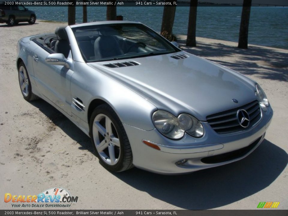 Front 3/4 View of 2003 Mercedes-Benz SL 500 Roadster Photo #1