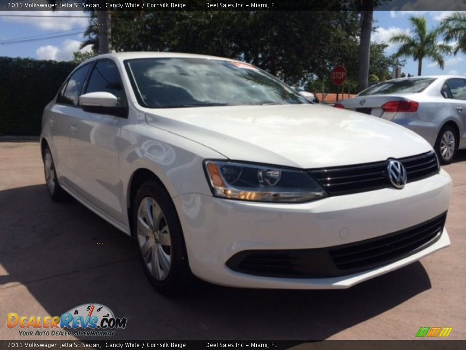 2011 Volkswagen Jetta SE Sedan Candy White / Cornsilk Beige Photo #7