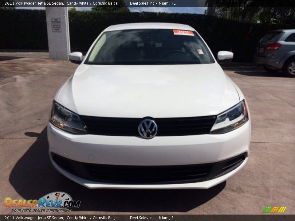 2011 Volkswagen Jetta SE Sedan Candy White / Cornsilk Beige Photo #8