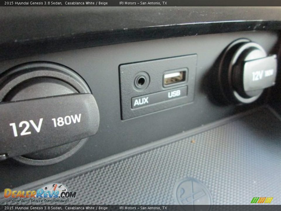 2015 Hyundai Genesis 3.8 Sedan Casablanca White / Beige Photo #16