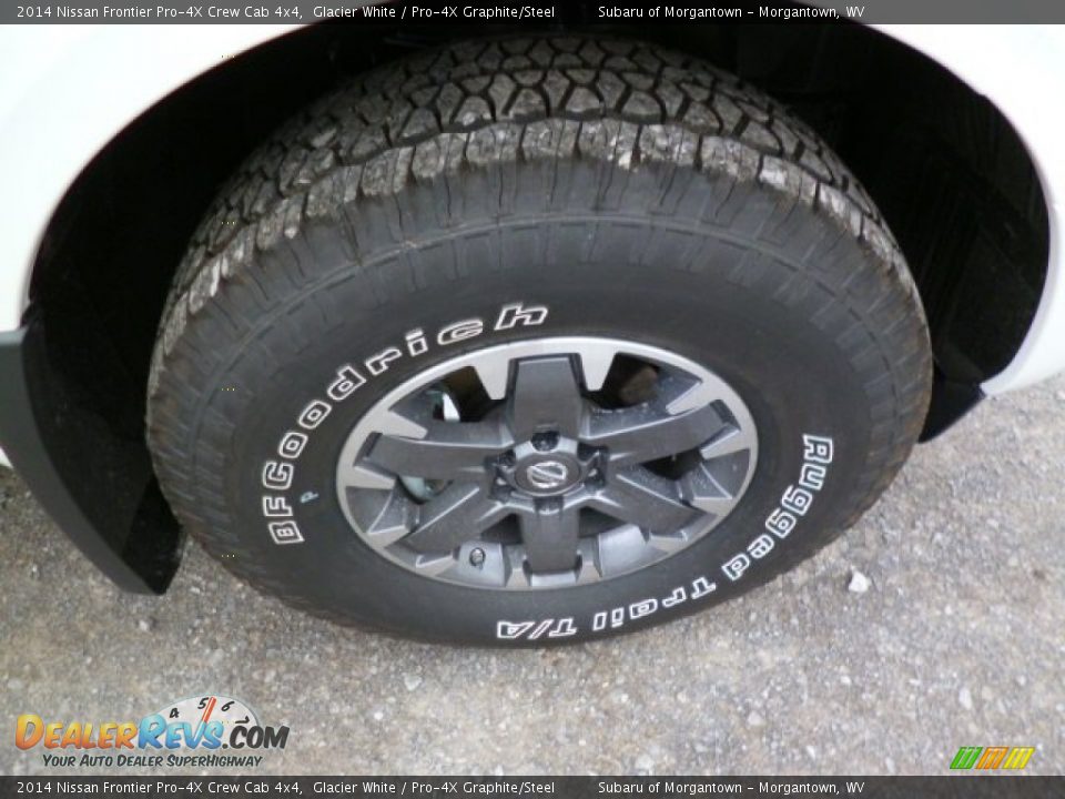 2014 Nissan Frontier Pro-4X Crew Cab 4x4 Glacier White / Pro-4X Graphite/Steel Photo #9