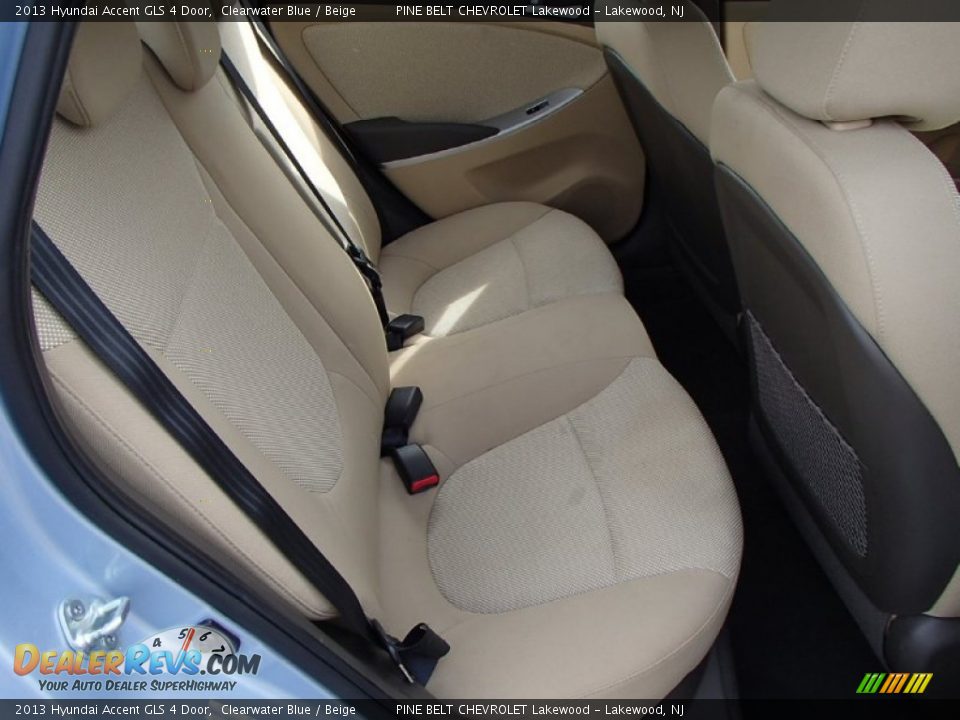 2013 Hyundai Accent GLS 4 Door Clearwater Blue / Beige Photo #14