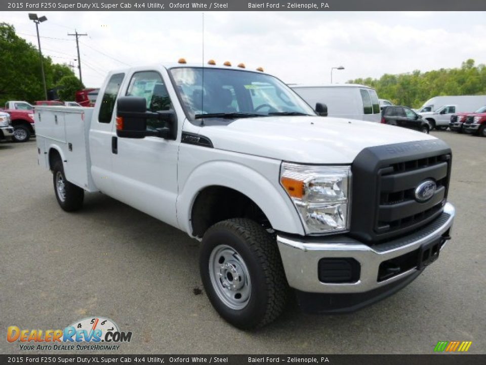 2015 Ford F250 Super Duty XL Super Cab 4x4 Utility Oxford White / Steel Photo #2