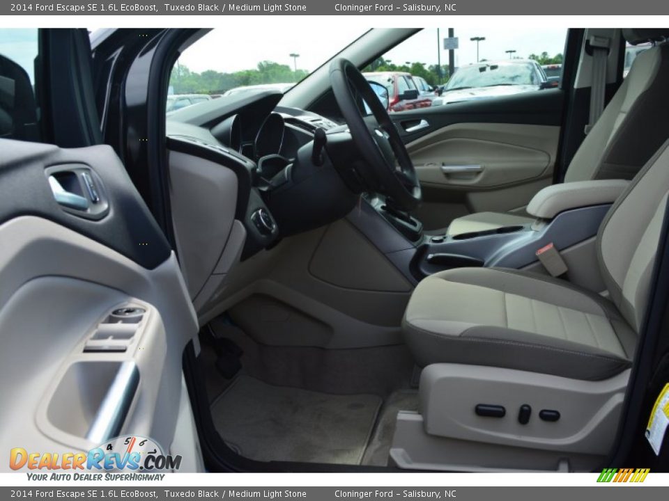 2014 Ford Escape SE 1.6L EcoBoost Tuxedo Black / Medium Light Stone Photo #6